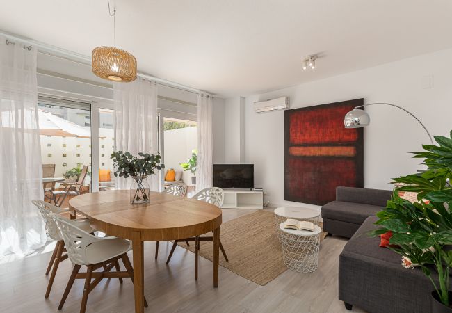 Apartamento en Madrid - BNBHolder Terrace, Pool & Gym LAS TABLAS